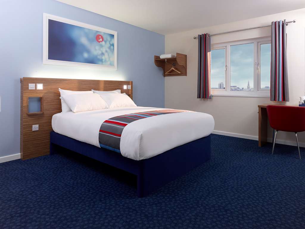 Travelodge London Finchley Londres Quarto foto