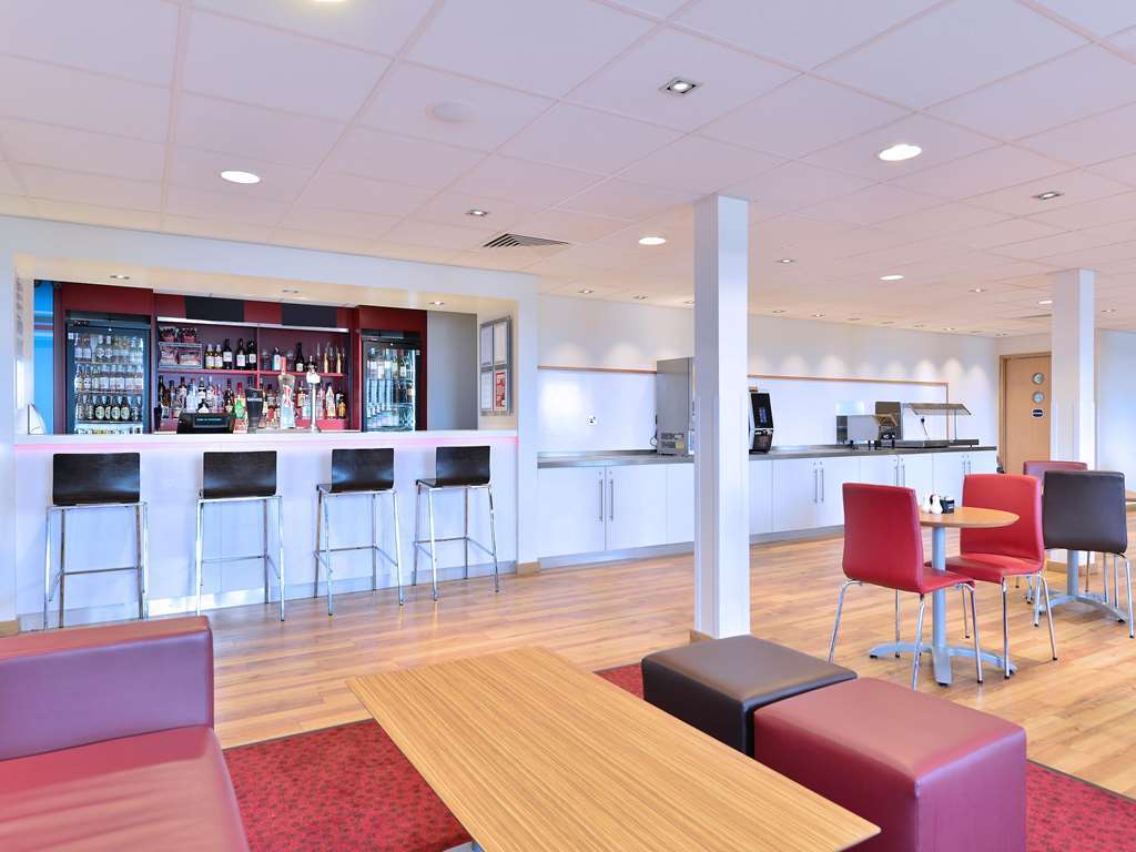 Travelodge London Finchley Londres Restaurante foto